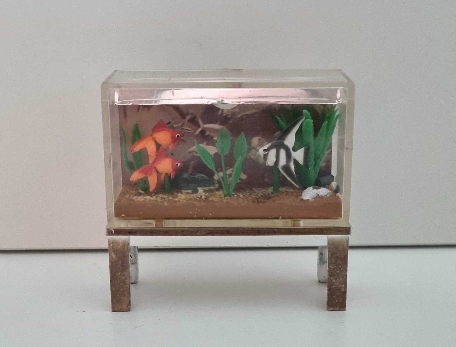 Dockskåpsmöbel, akvarium