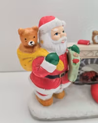 Handmålad stor figurin med jultema (588 gram)