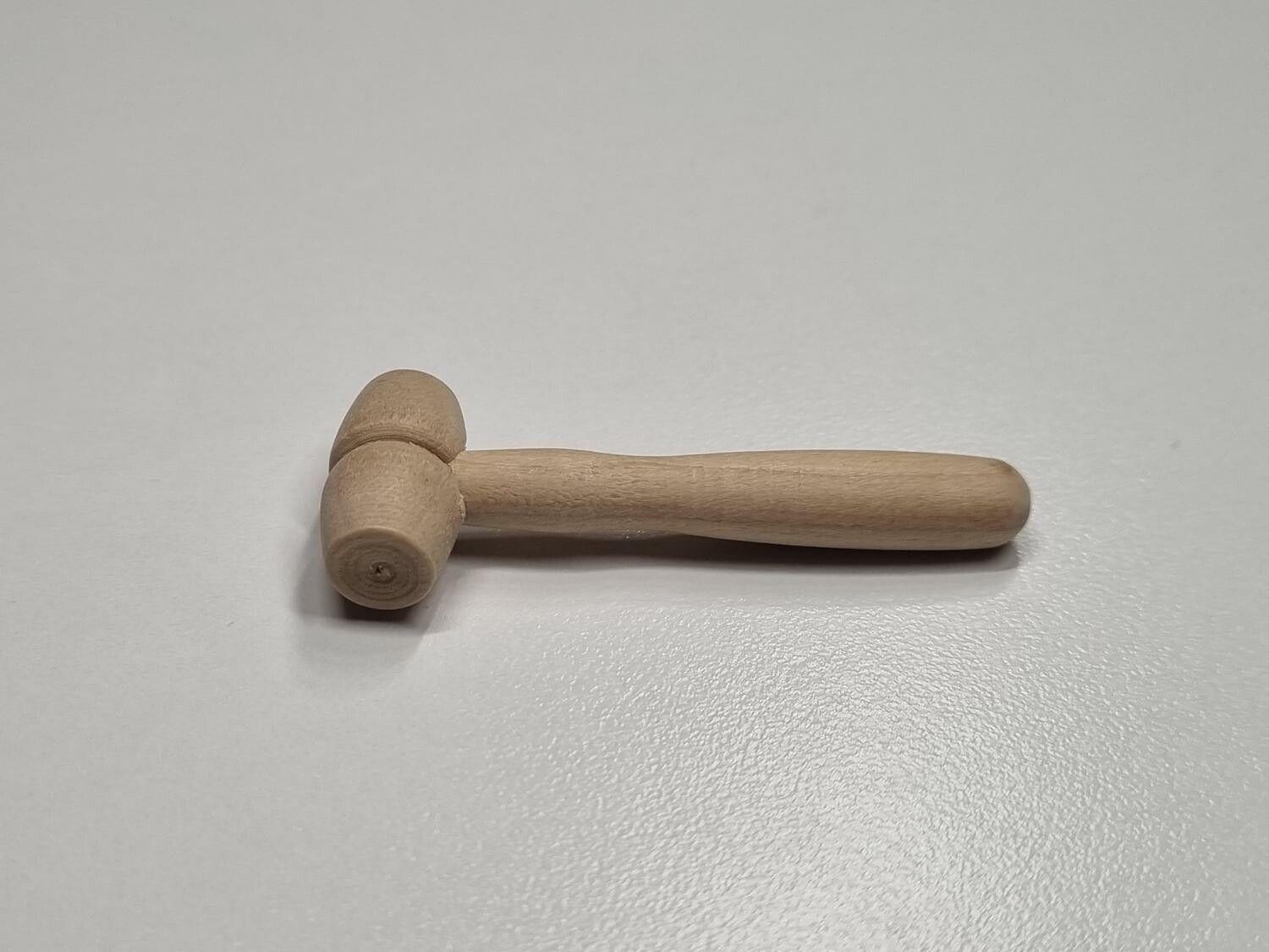 Klubba, hammare i trä - Miniatyr till dockskåp, tittskåp med mera