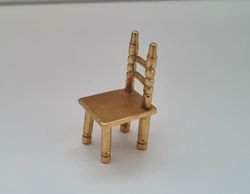 Stol, miniatyrstol. Miniatyr till dockhus, dockskåp / tittskåp med mera