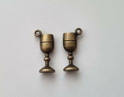 2 st miniatyrer berlocker - Bägare / dryckeskärl