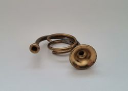 Horn, miniatyr till dockhus, dockskåp / tittskåp med mera