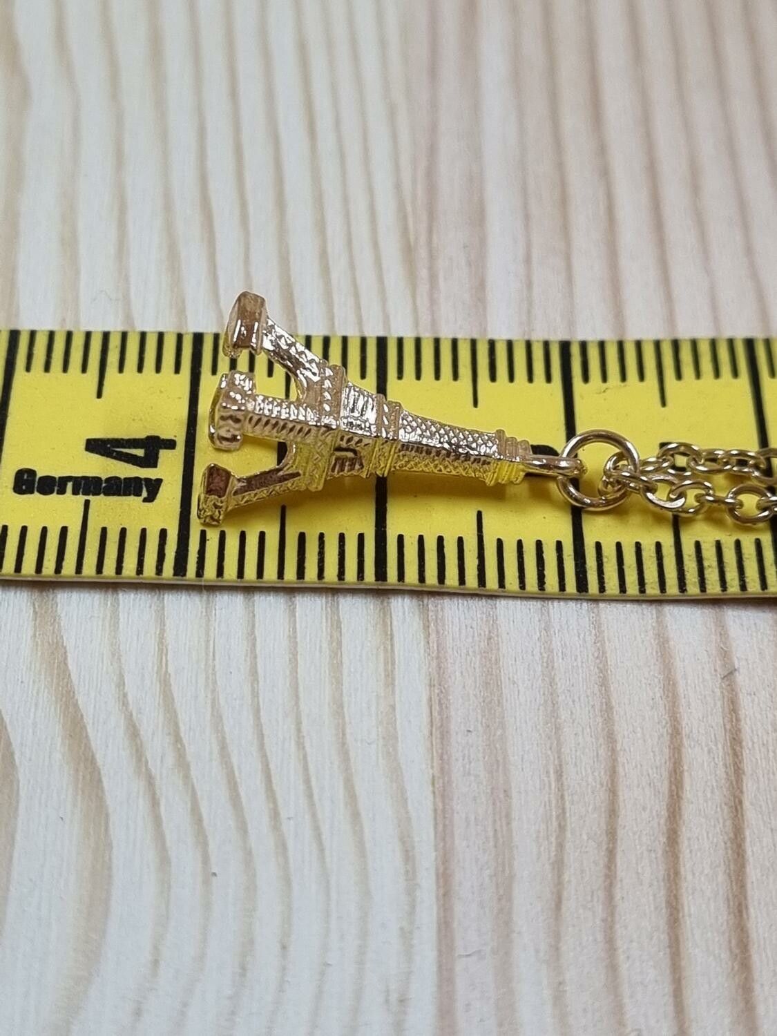 Halsband (60 cm) i rostfritt stål med söt berlock - Eiffeltornet