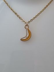 Halsband med banan (50 cm lång kedja i rostfritt stål)