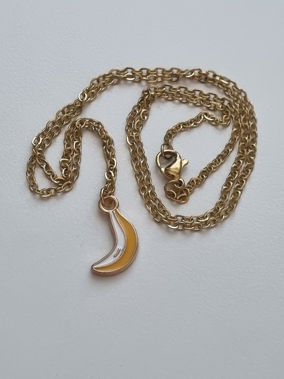 Halsband med banan (50 cm lång kedja i rostfritt stål)