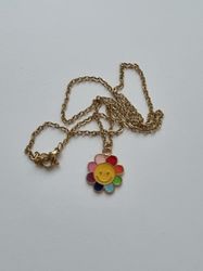 Halsband i rostfritt stål med söt berlock (45 cm) - Smileyblomma