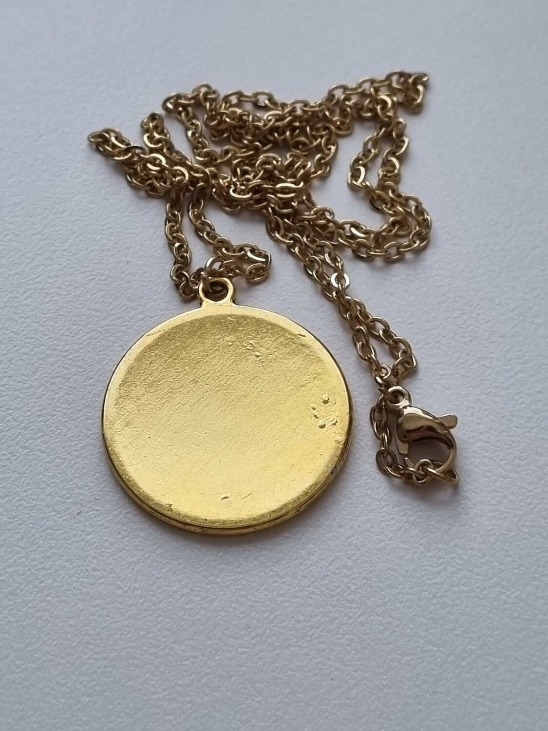 Halsband med klockberlock i steampunk (50 cm långt halsband)