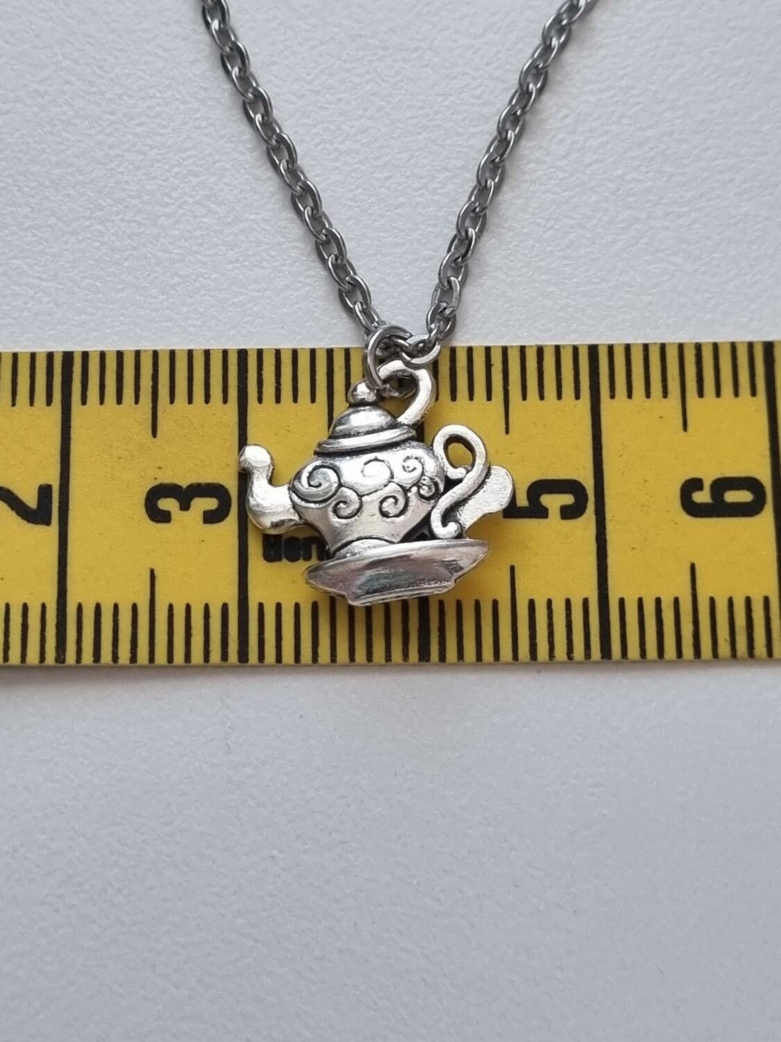 Halsband (55 cm) i rostfritt stål med söt berlock - Kaffekanna