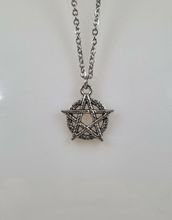 Halsband (60 cm) i rostfritt stål med söt berlock - Pentagram
