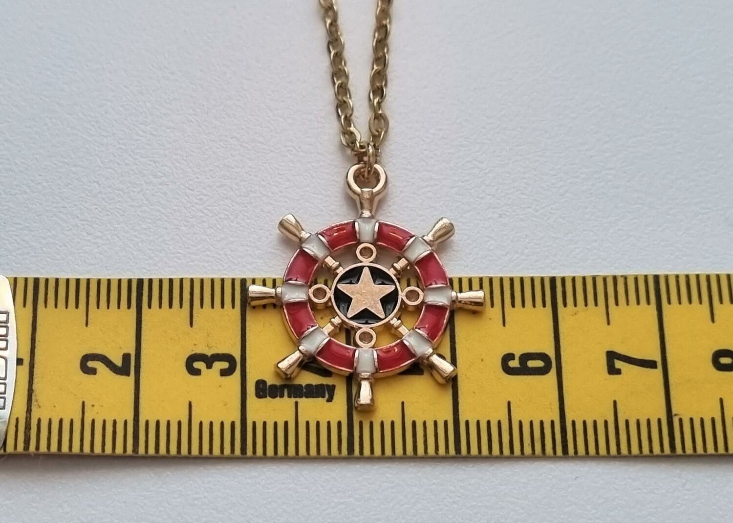 Halsband (50 cm) i rostfritt stål med söt berlock - Roder