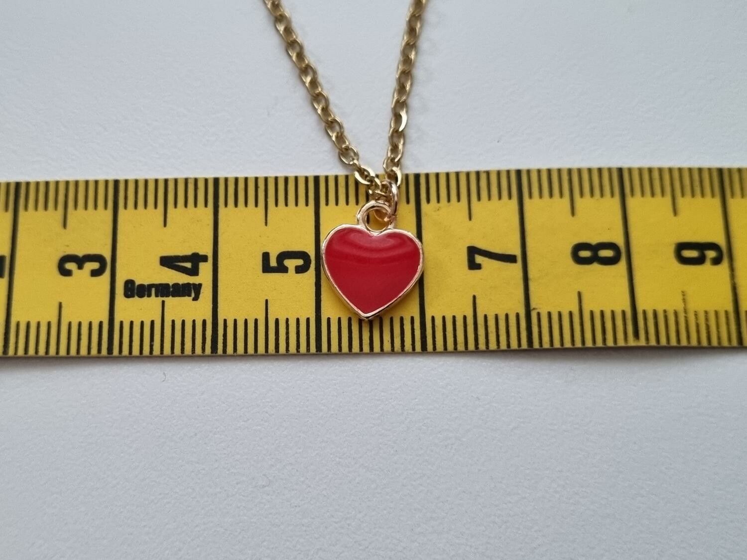 Halsband i rostfritt stål med söt berlock (50 cm) - Rött hjärta