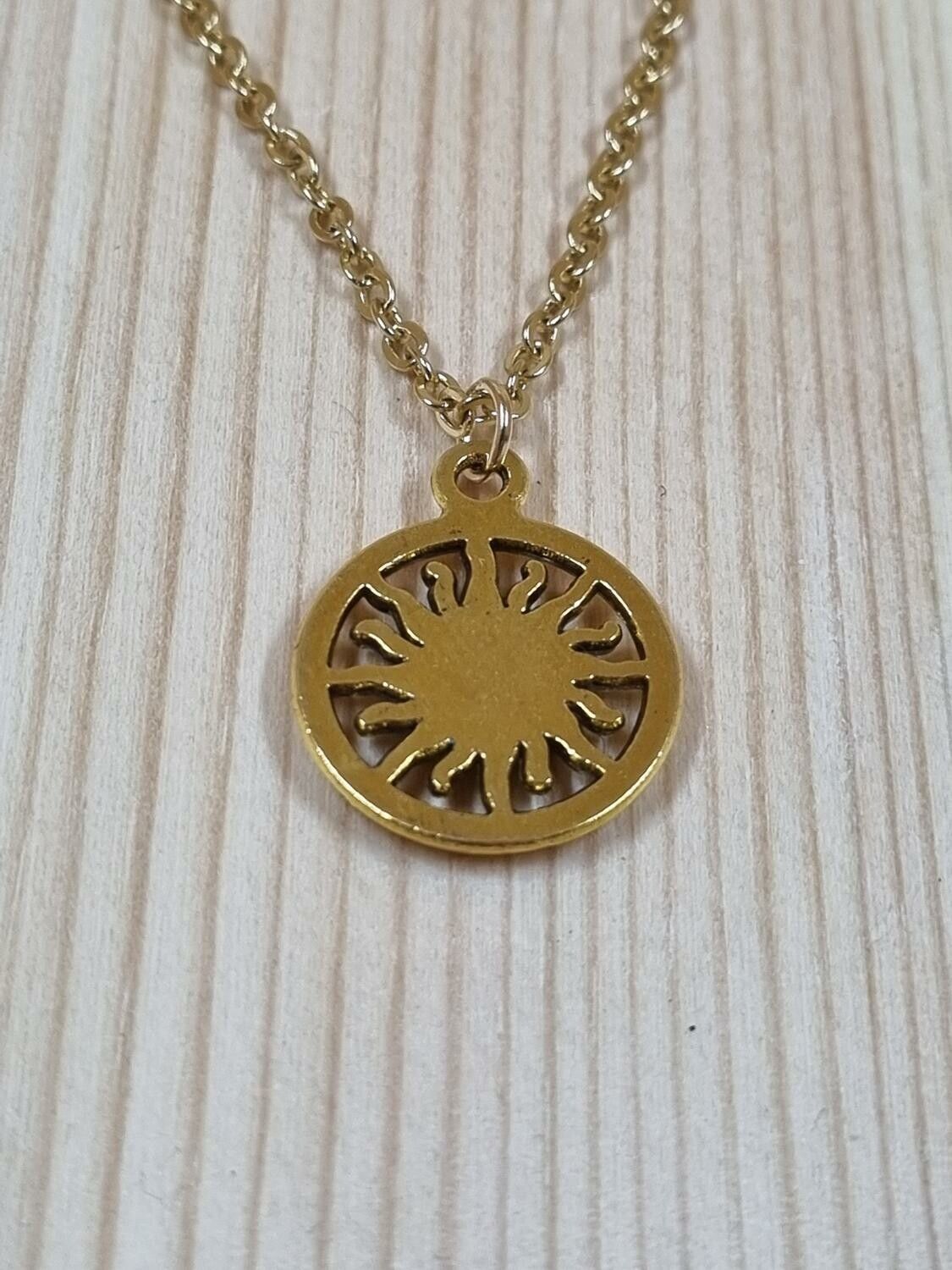 Halsband (60 cm) i rostfritt stål med söt berlock - Sol