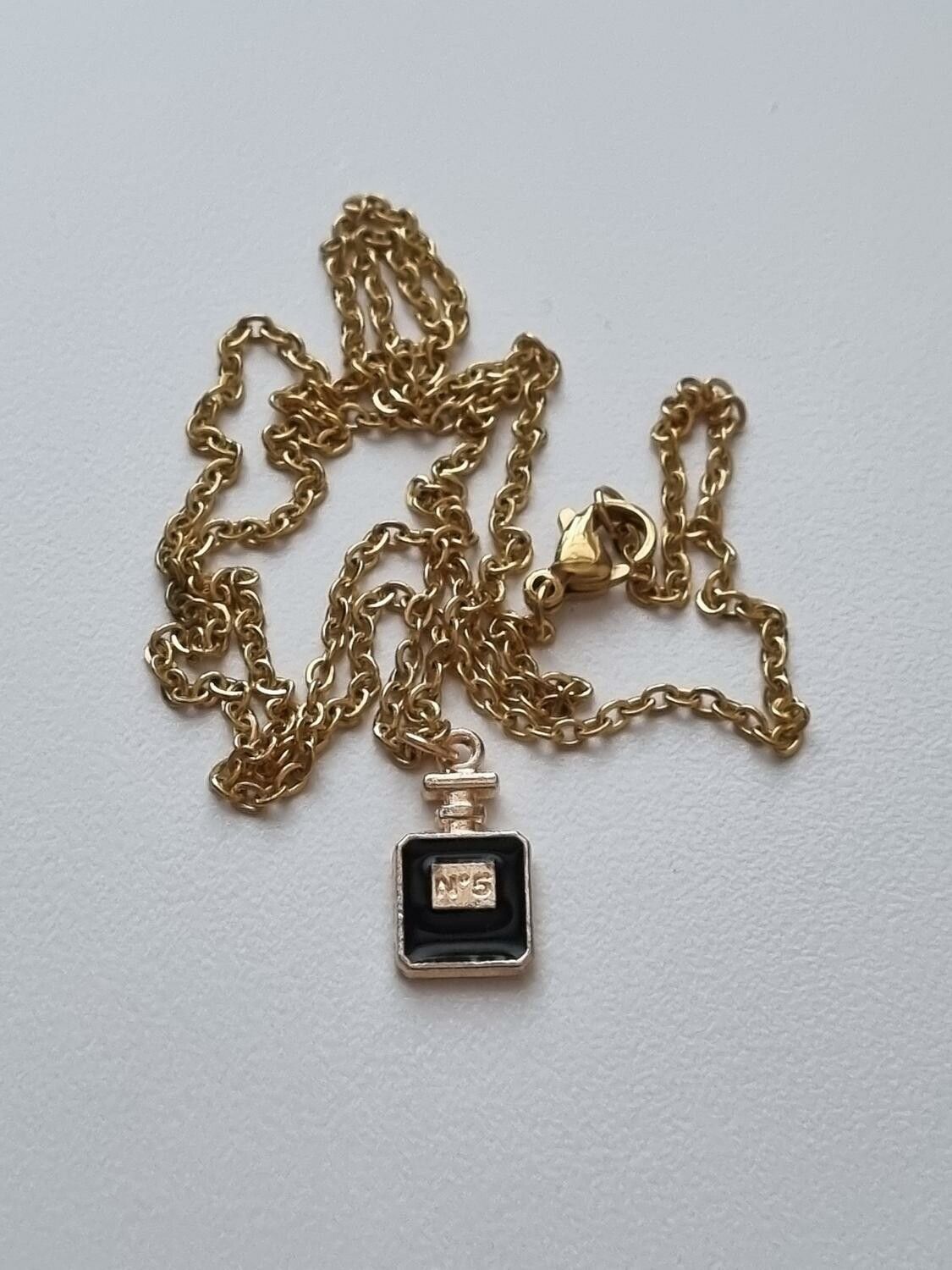Halsband med parfymflaska (45cm lång kedja)