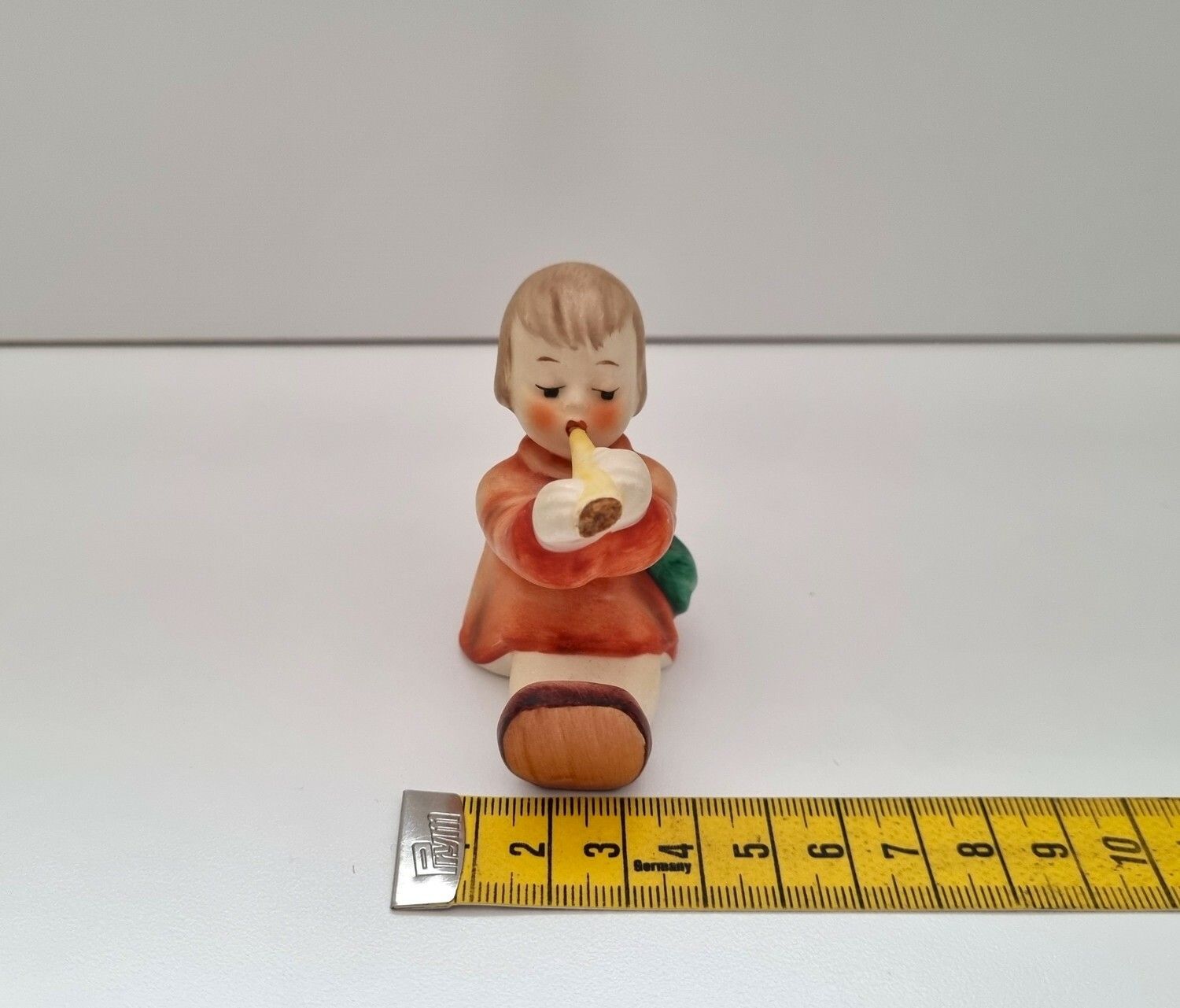 Goebel Hummel figurin - Ängel med trumpet