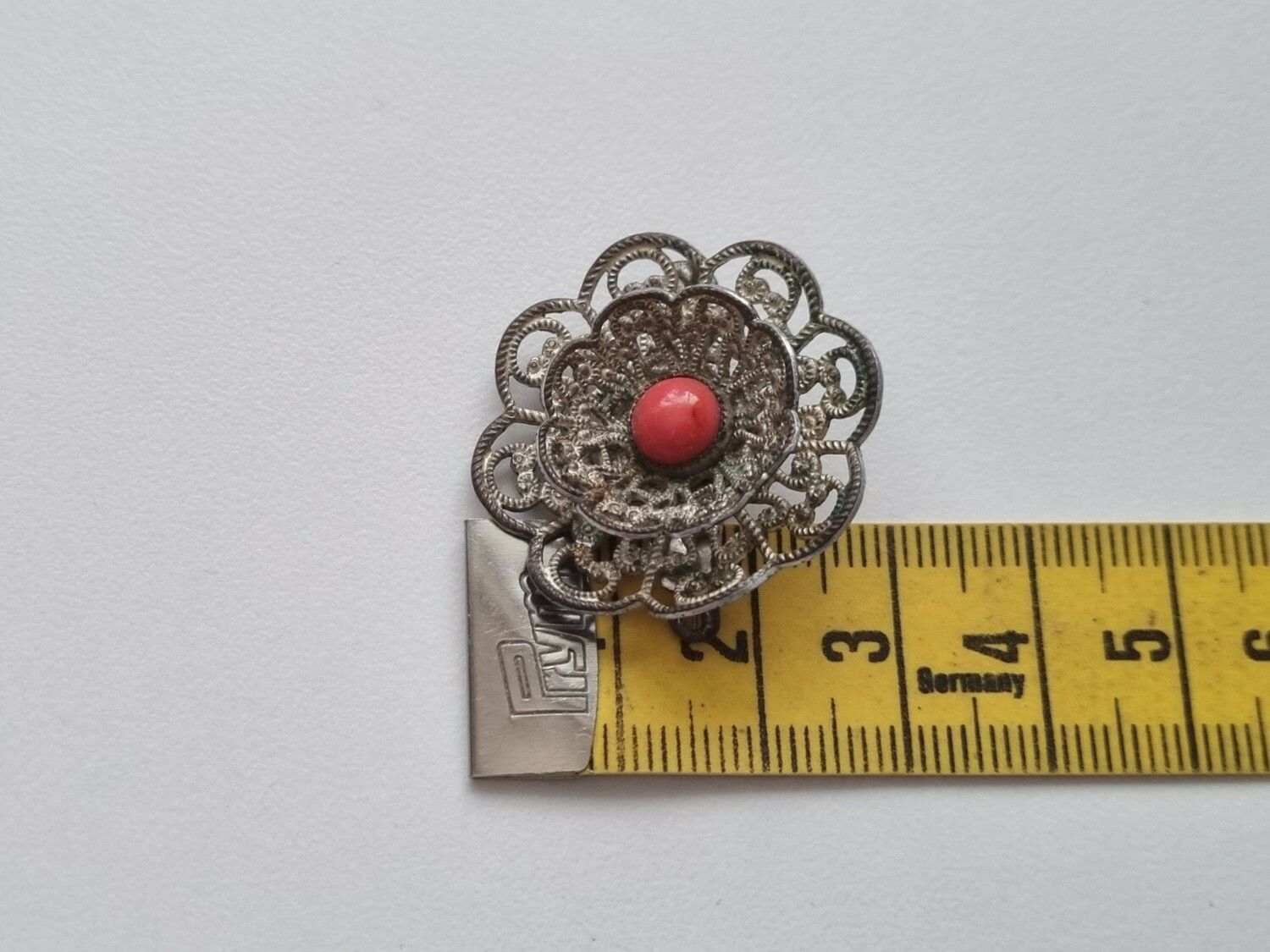 Brosch blomma, blombrosch i metall