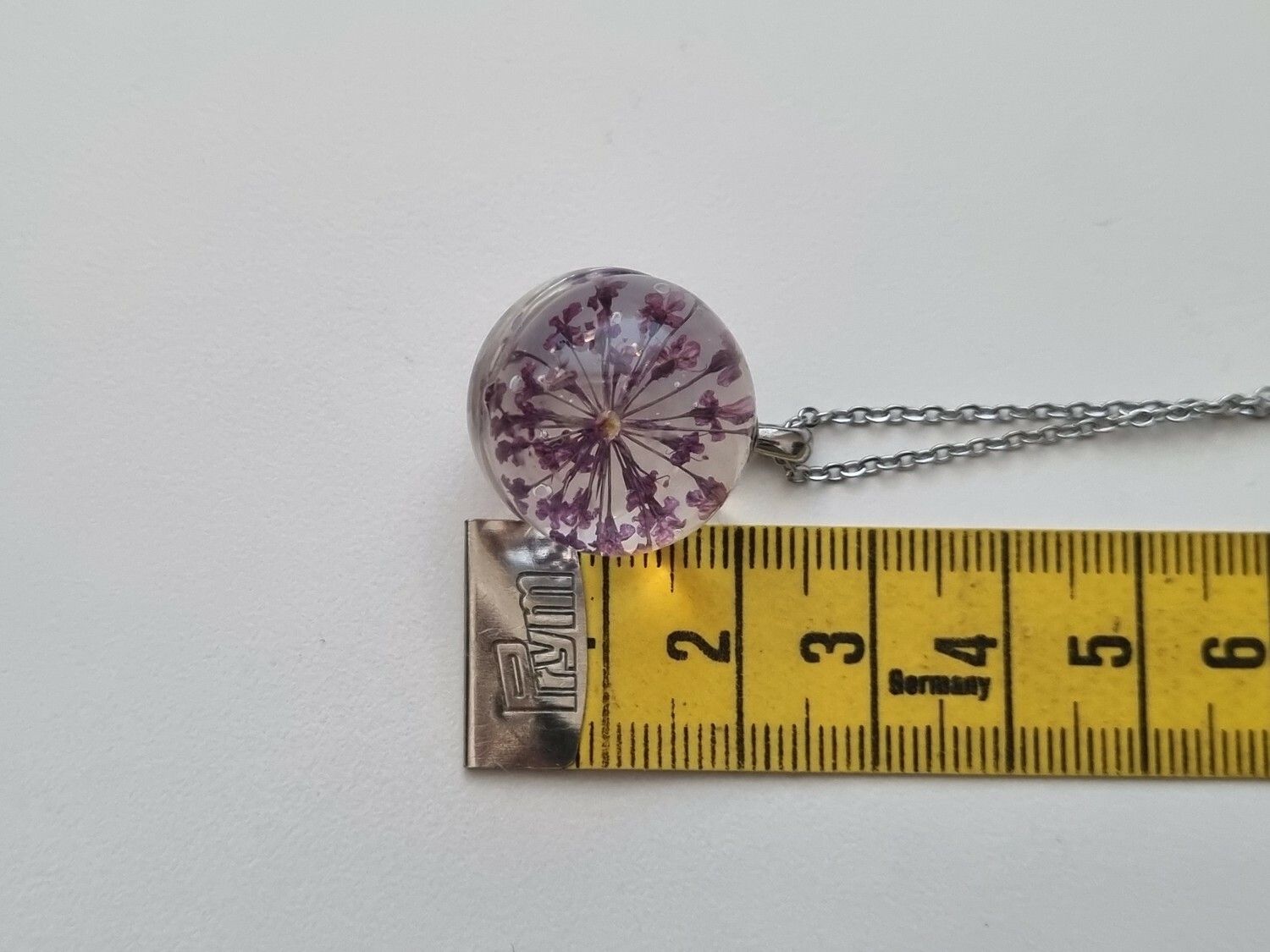 Halsband Glaskula / glasboll (lila)