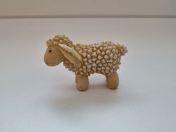 Ståendes litet får, miniatyr figurin (cremefärgat)