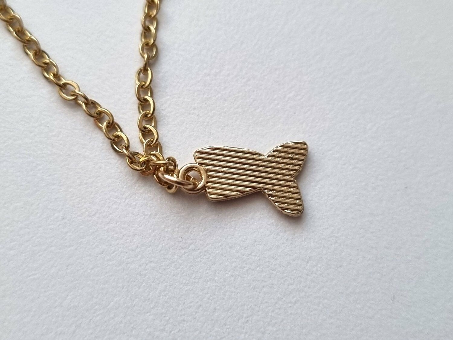 Halsband Fiskfena