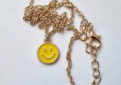 Halsband med gul smiley