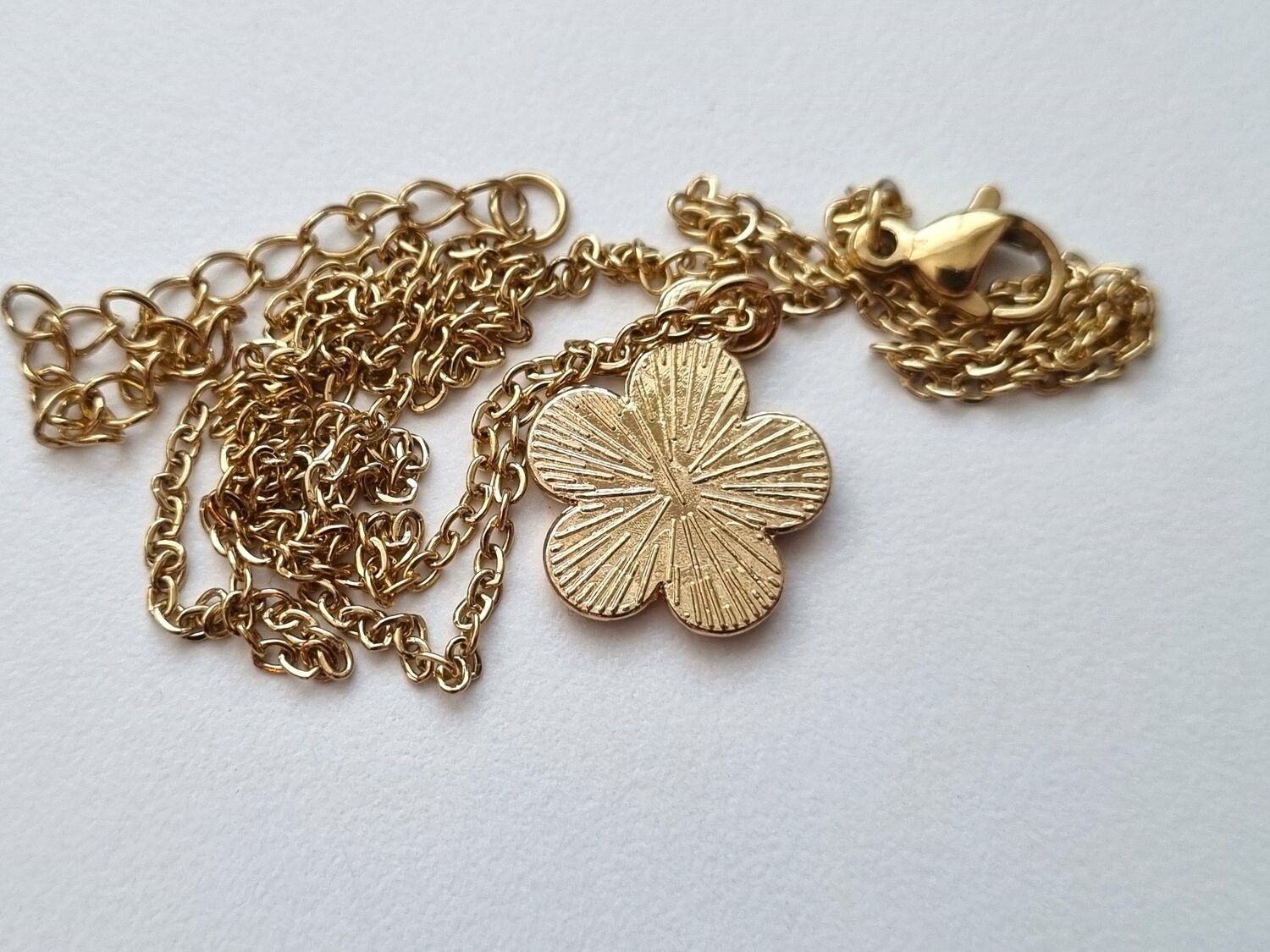 Halsband Röd Blomma