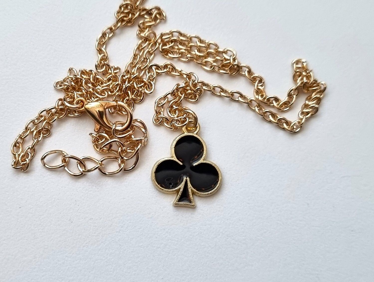 Halsband Treklöver