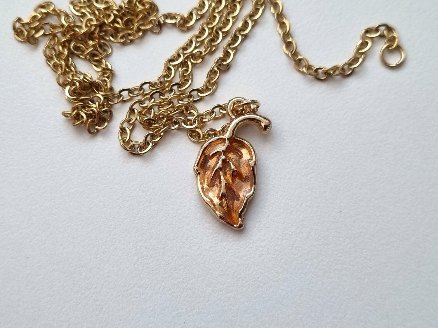 Halsband Löv
