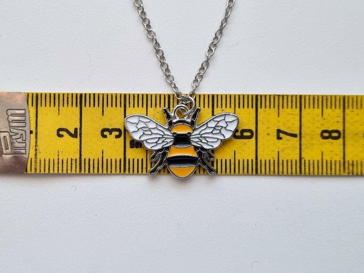 Halsband Bin