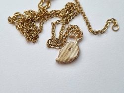 Halsband Löv