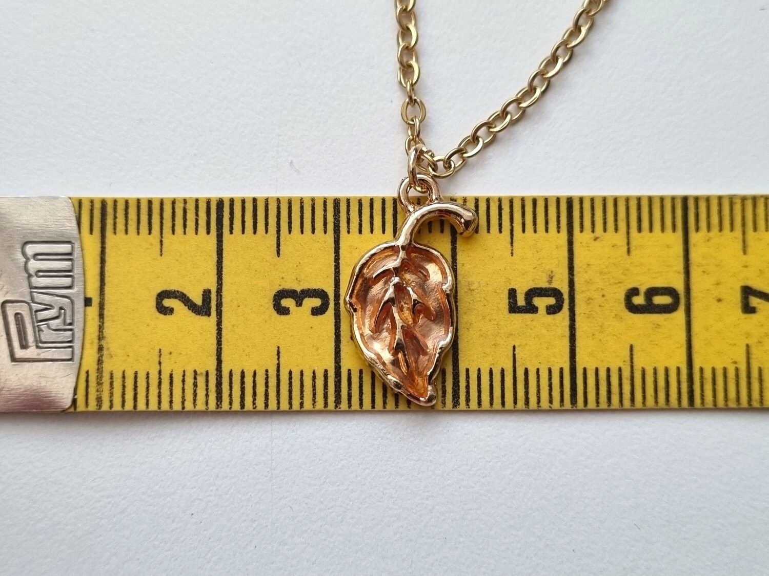 Halsband Löv