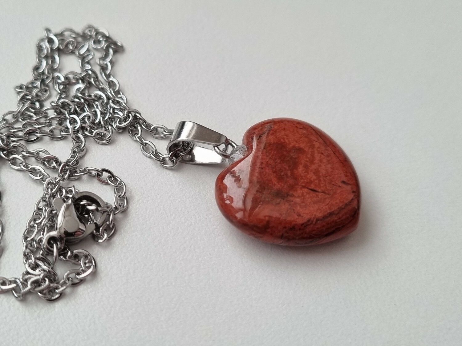 Halsband Hjärta i sten (brunt/rostbrunt)