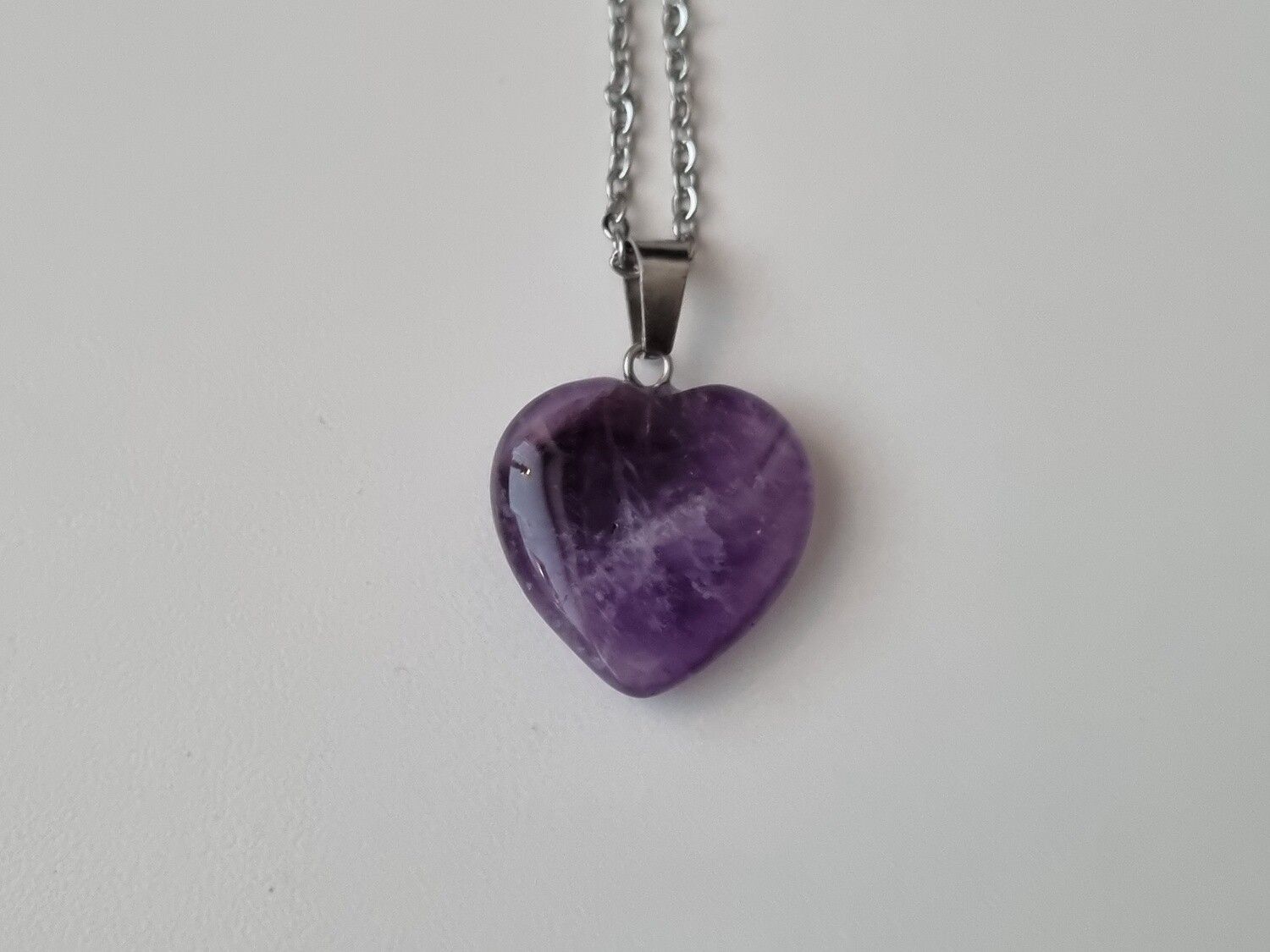 Halsband Hjärta i sten (lila)