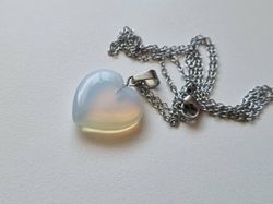 Halsband Hjärta i sten (transparent)