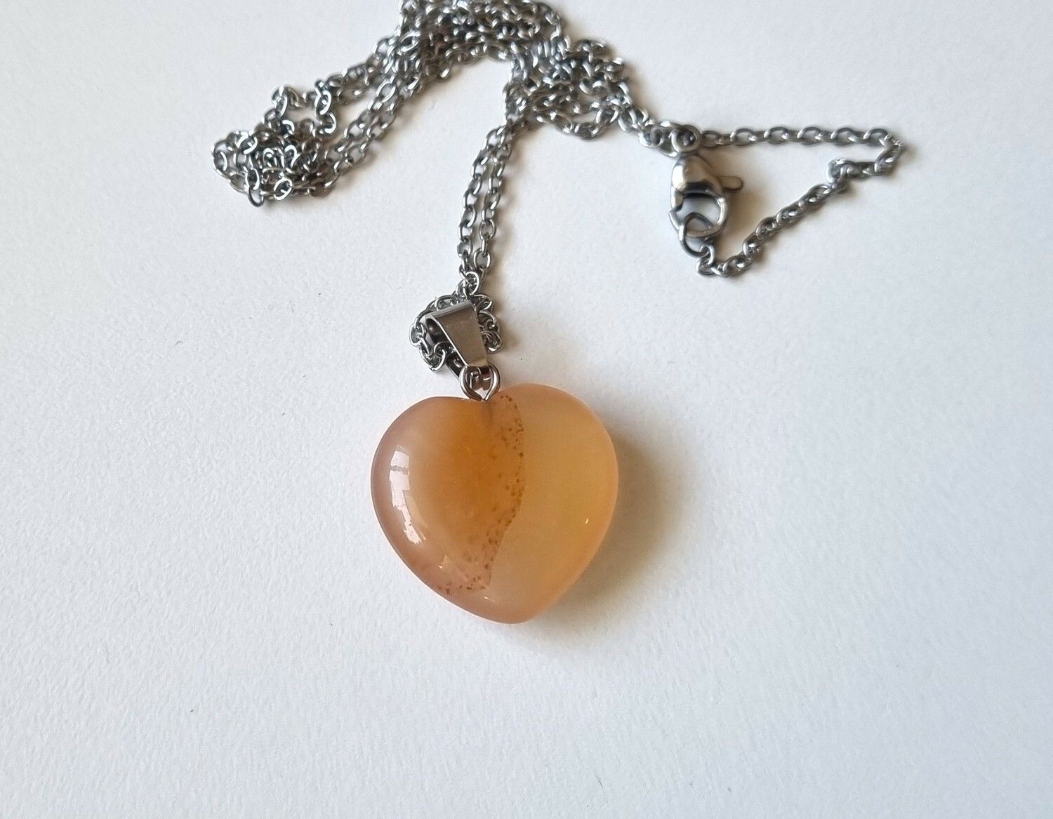 Halsband Hjärta i sten (orange)