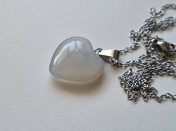 Halsband Hjärta i sten (vitt)