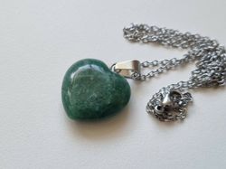 Halsband Hjärta i sten (grön)