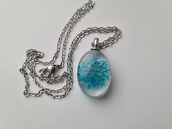 Halsband med oval glasberlock (turkos)