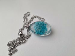 Halsband med oval glasberlock (turkos)