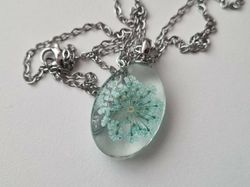 Halsband med oval glasberlock (turkos)