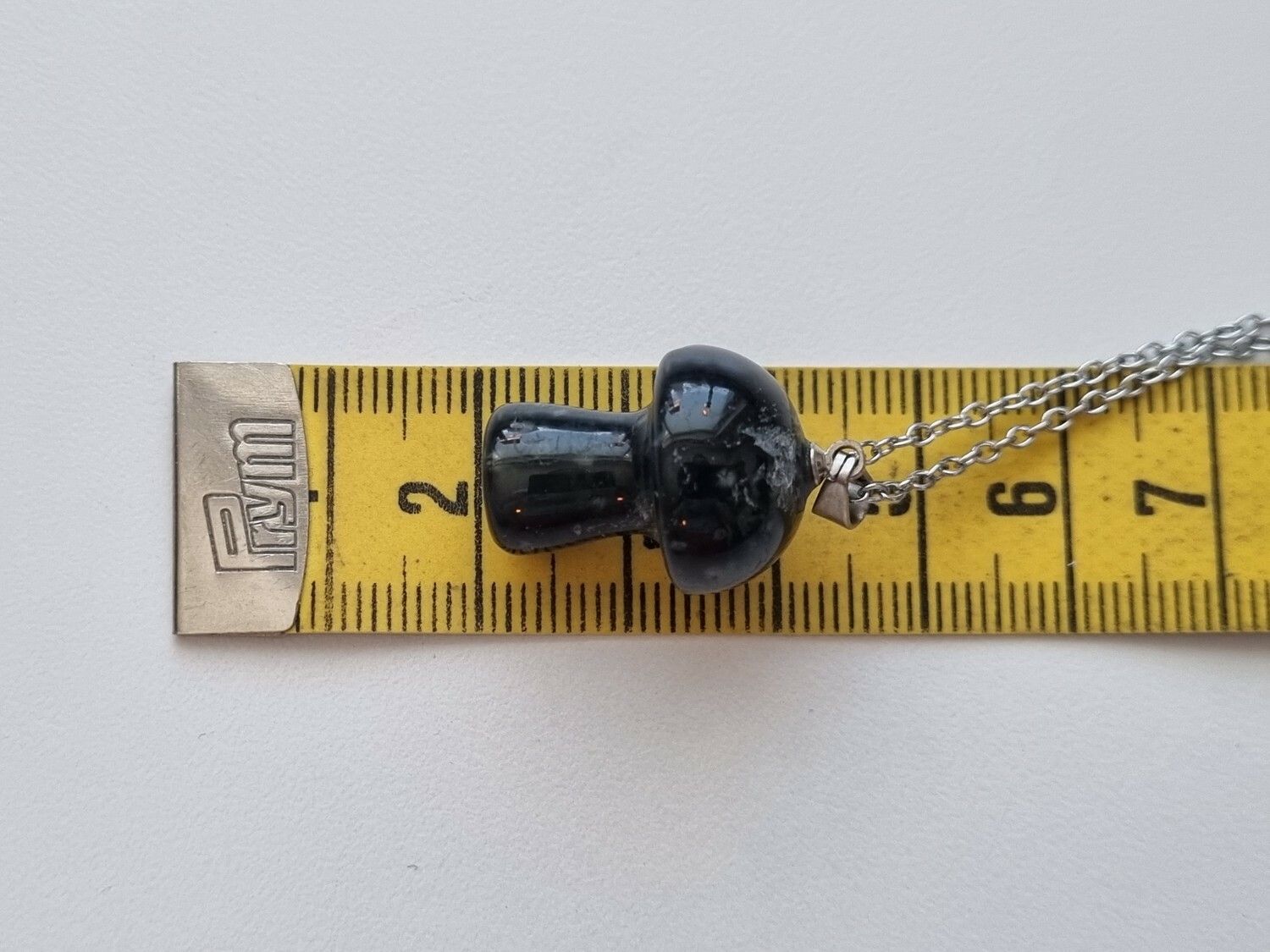 Halsband Svamp i sten (svart)