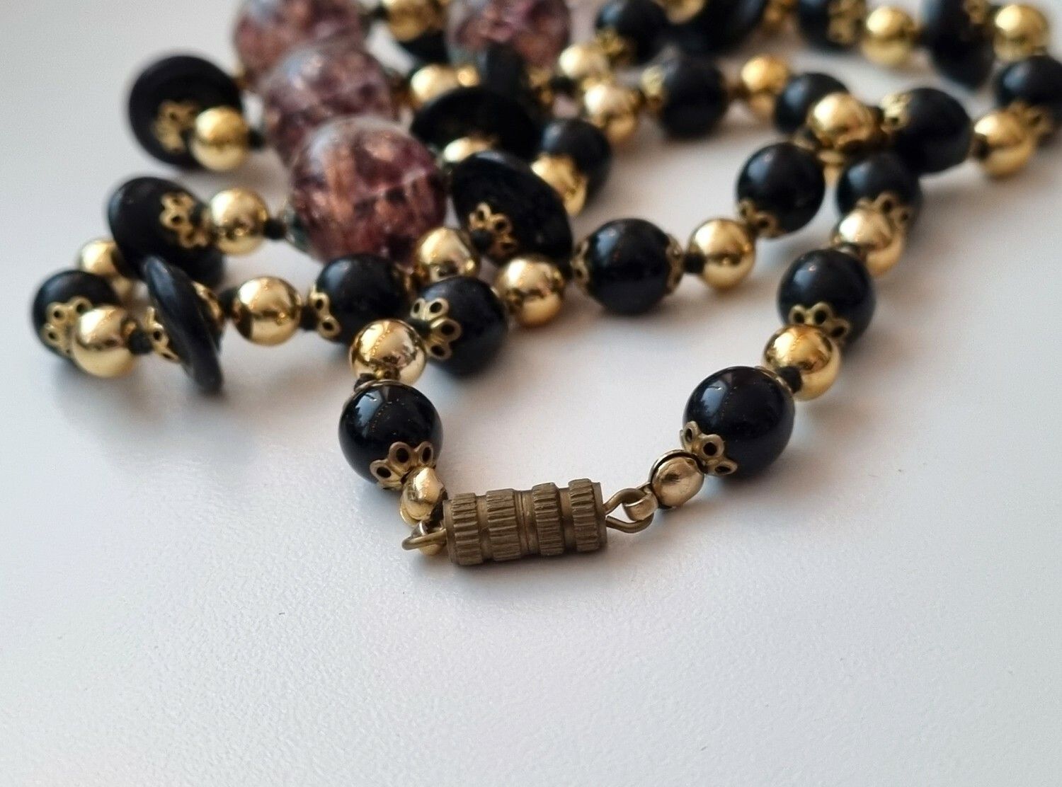 Halsband, Venetian Wedding Cake Black and Pink Glass Beads