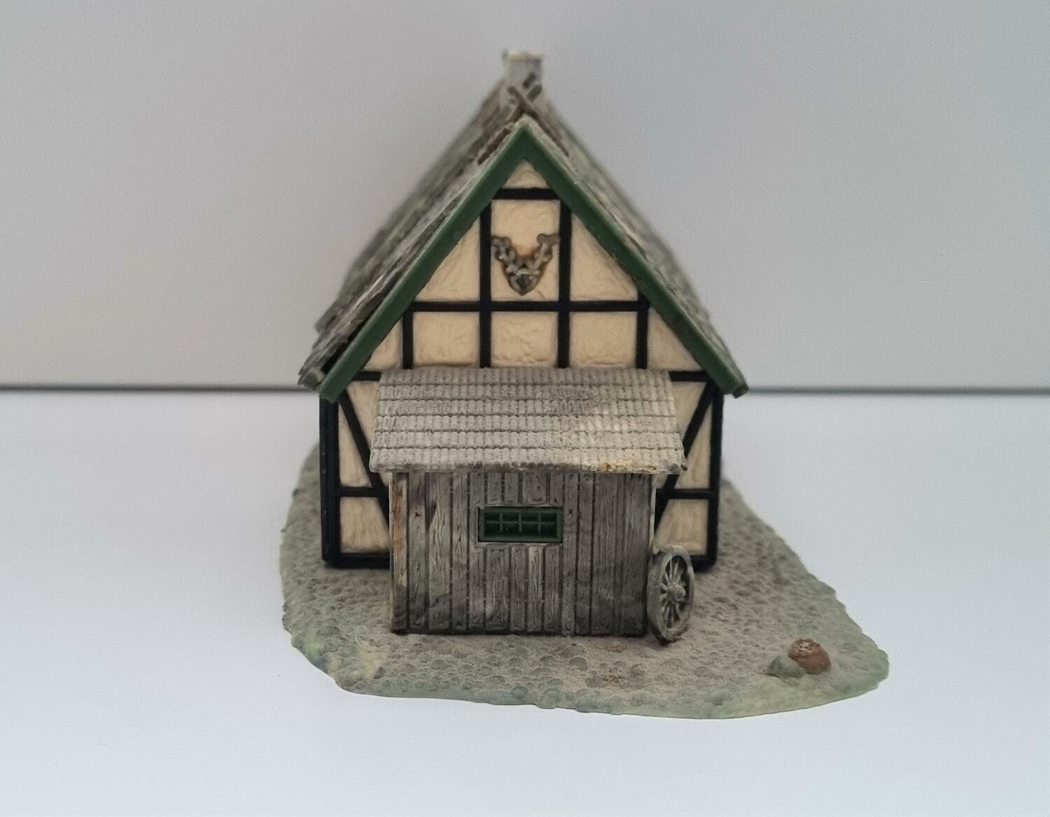 Hus till modelljärnväg, Heljan, Made in Denmark