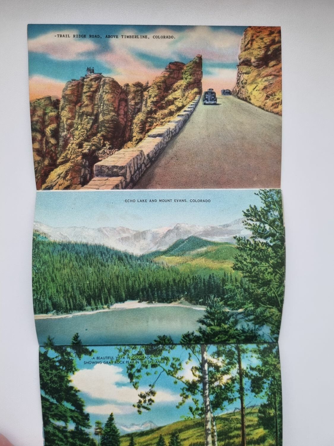 Häfte med 18 st bilder över Colorado