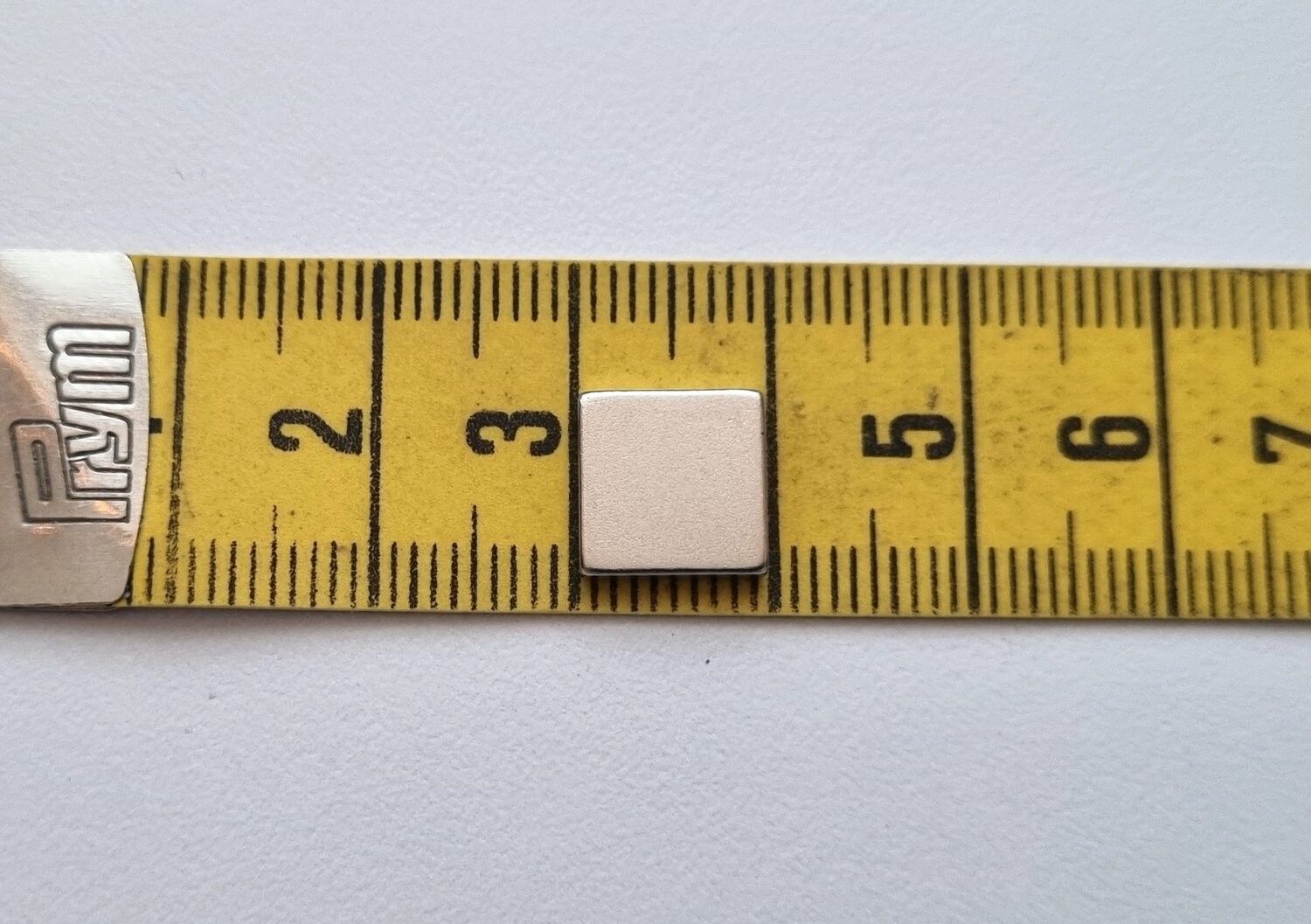 10 st Neodymium magneter (10x10x2 mm) fyrkantiga magneter