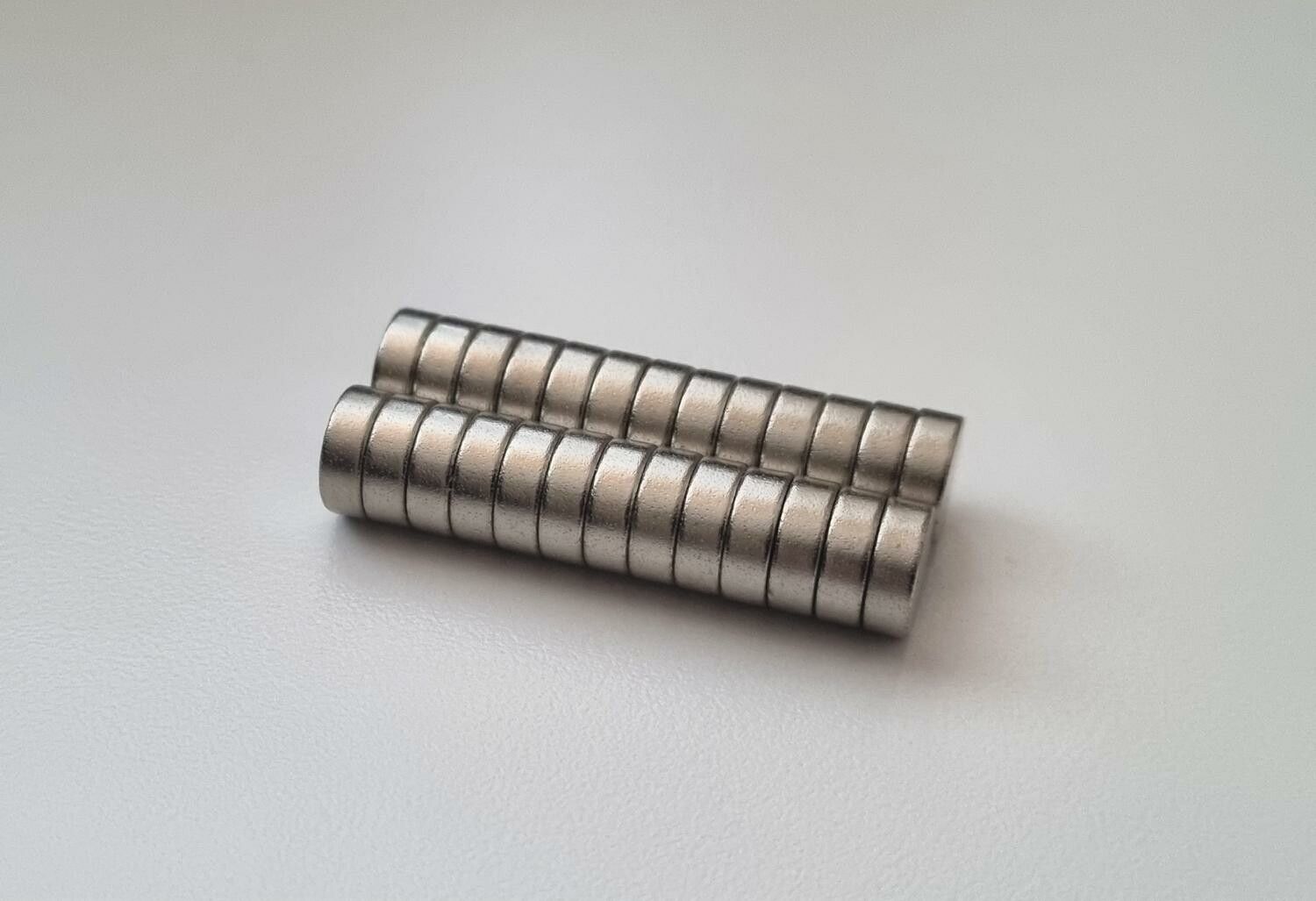 25 st Neodymium magneter (8x3 mm) runda magneter