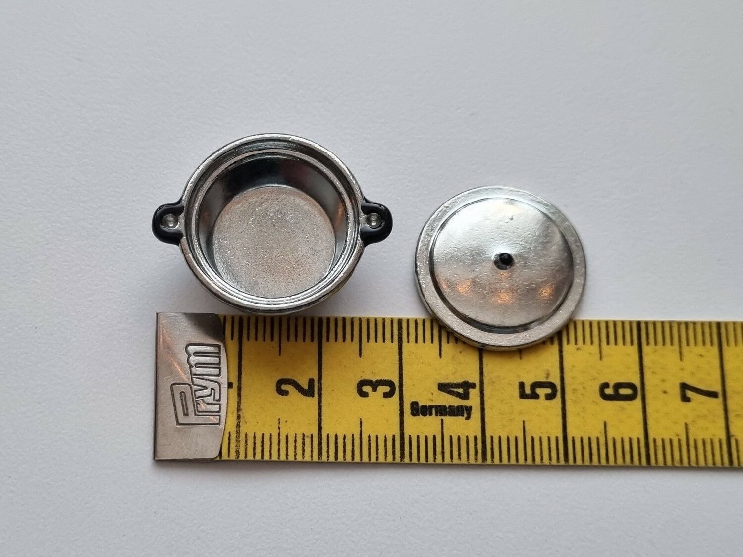 Miniatyr, kastrull med lock