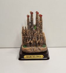 Miniatyrbyggnad, minibyggnad - Barcelona, La Sagrada Familia (hus nr 40)