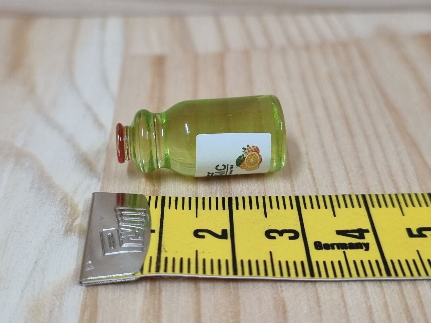 1 st flaska miniatyr, miniflaska till dockskåp, tittskåp