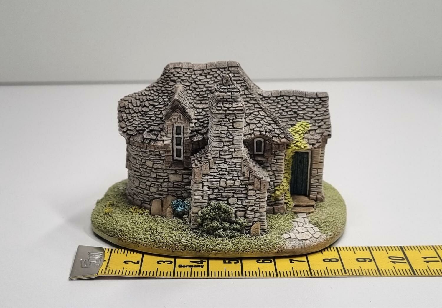 Miniatyrhus, minihus. Lilliput Lane, Pixie House (hus nr 5)