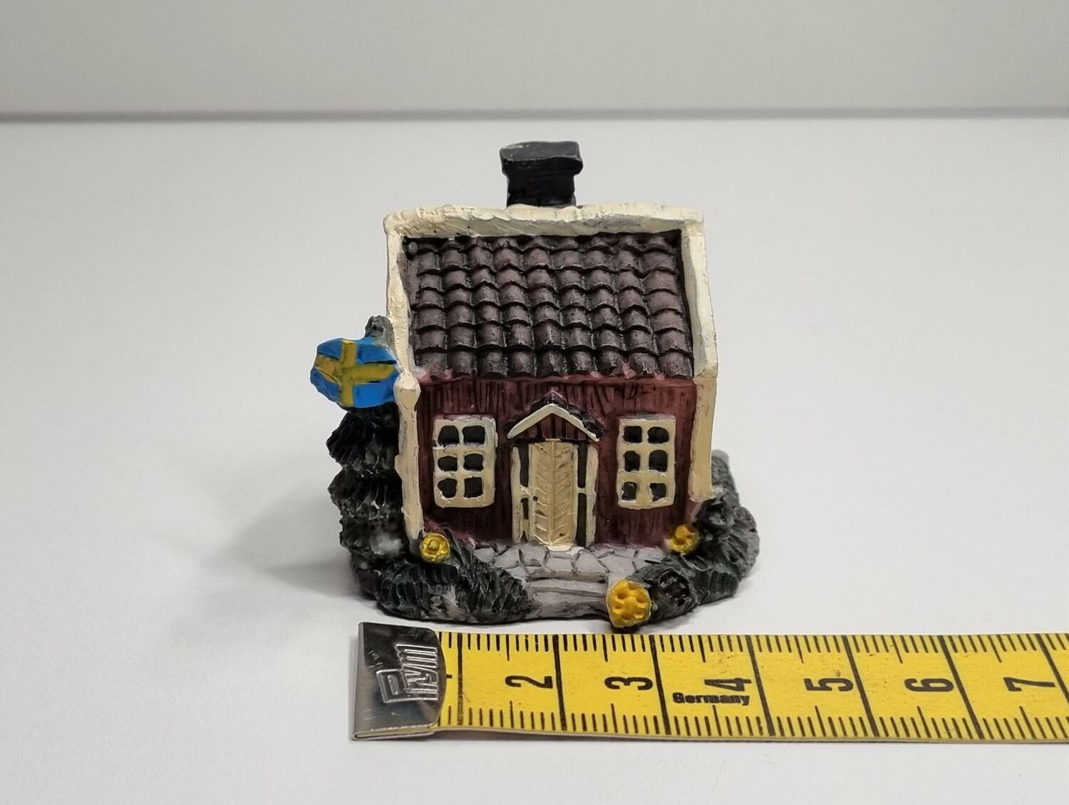 Miniatyrhus, minihus - Svenskt hus (hus nr 32)