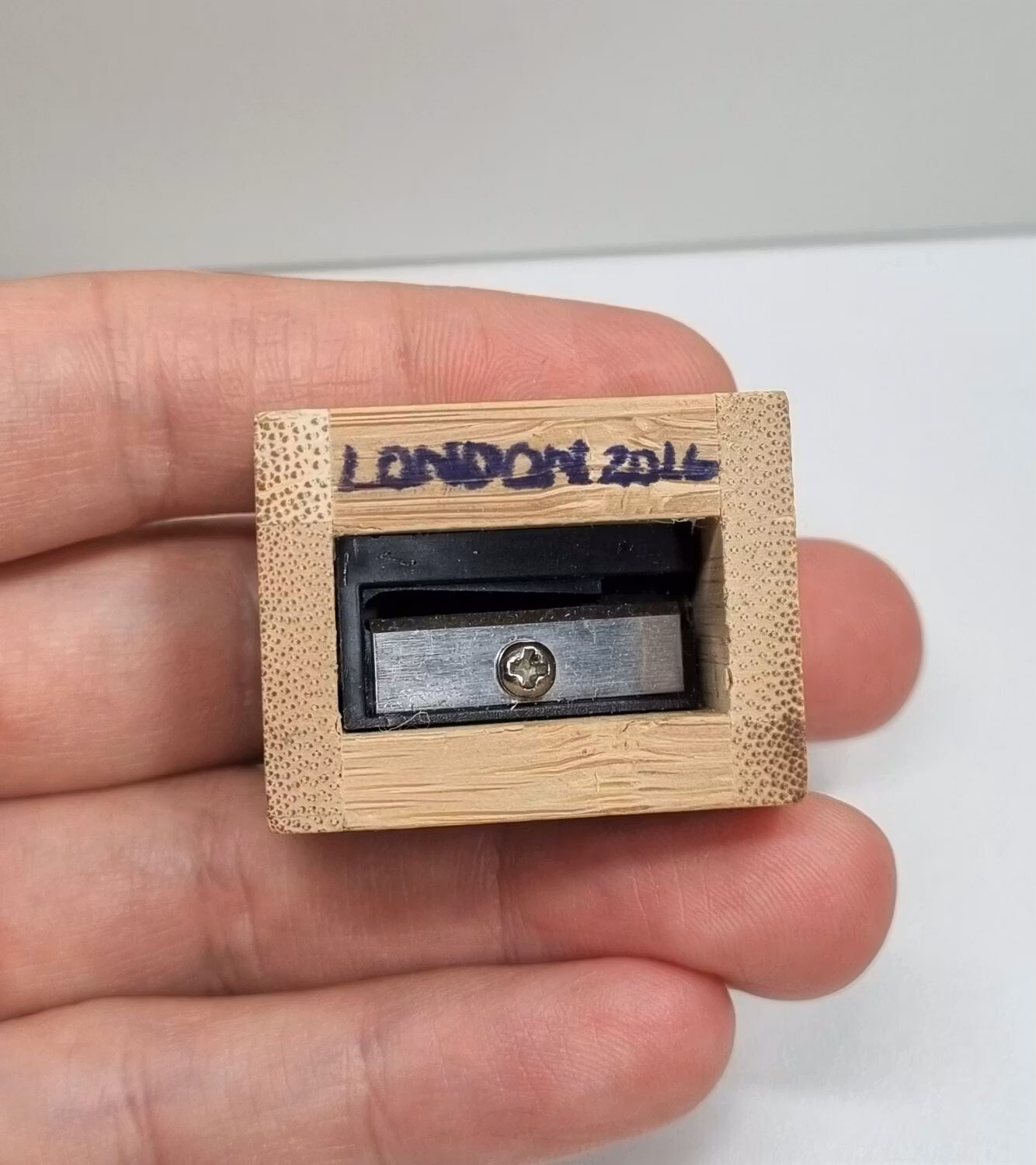 Miniatyrhus, minihus i trä / pennvässare (hus nr 123)